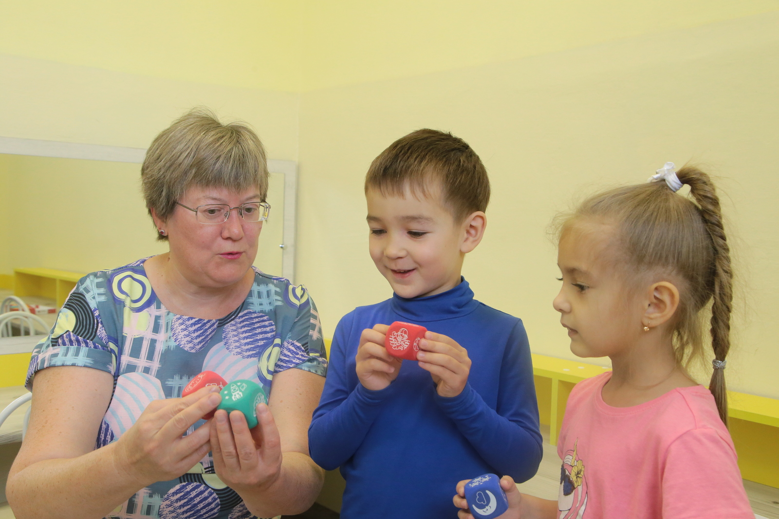 Более 27 лет трудится в сфере дошкольного образования Гюзель Азатовна Мифтахова