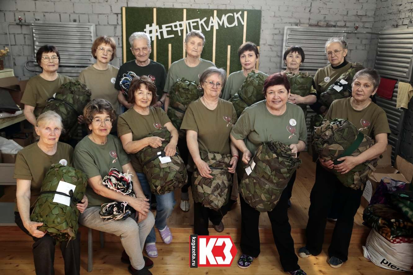 За три года сплели более 30-ти тысяч кв. м маскировочных сетей. Фото: Руслан Никонов, «КЗ».