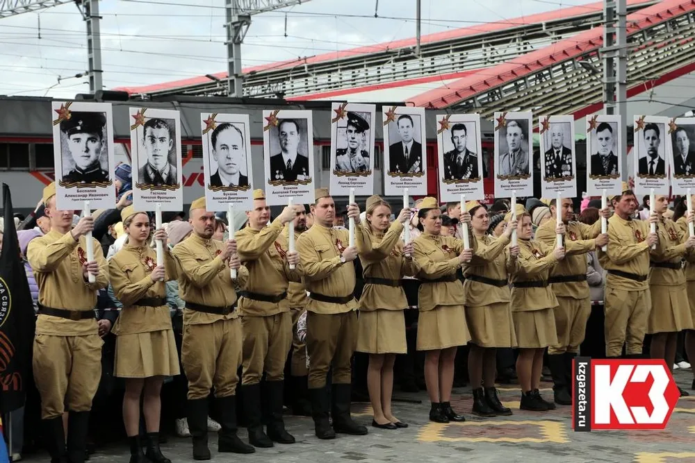 Память героев почтили минутой молчания. Фото: Руслан Никонов, «КЗ».