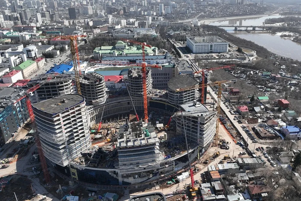https://glavarb.ru/ru/news/event/radiy-habirov-osmotrel-stroyploshchadku-mezhvuzovskogo-studencheskogo-kampusa-evraziyskogo-nauchno-obrazovatelnogo-centra-87748/