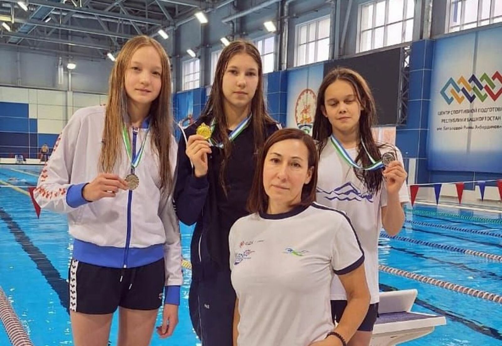 Носарева Лариса Викторовна с воспитанницами.