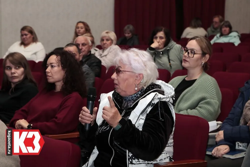 В первую очередь, нефтекамцев интересовала бесперебойная подача тепла. Фото: Руслан Никонов, «КЗ».
