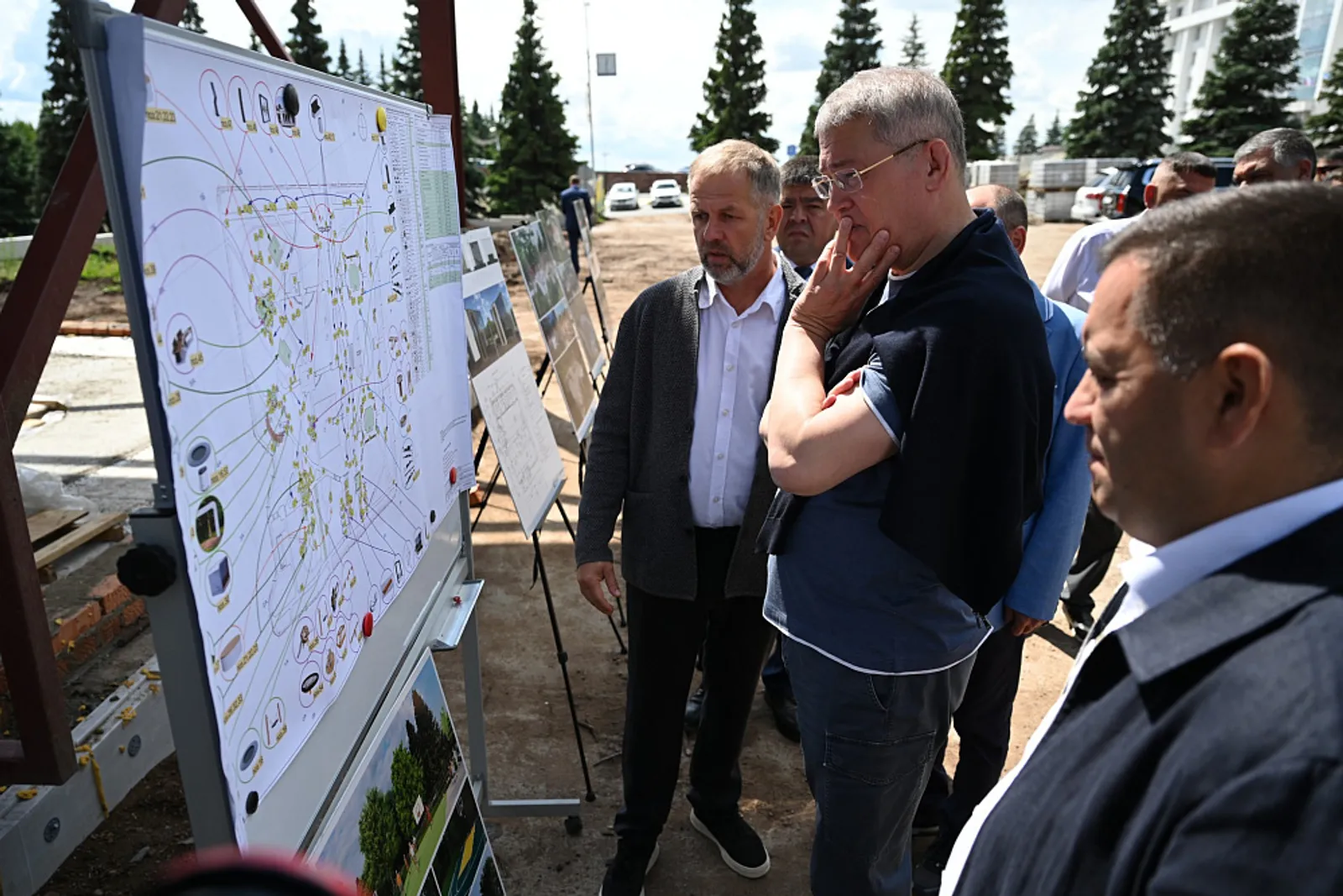 https://glavarb.ru/ru/news/event/radiy-habirov-oznakomilsya-s-hodom-blagoustroystva-obshchestvennyh-prostranstv-istoricheskogo-centra-ufy-89128/