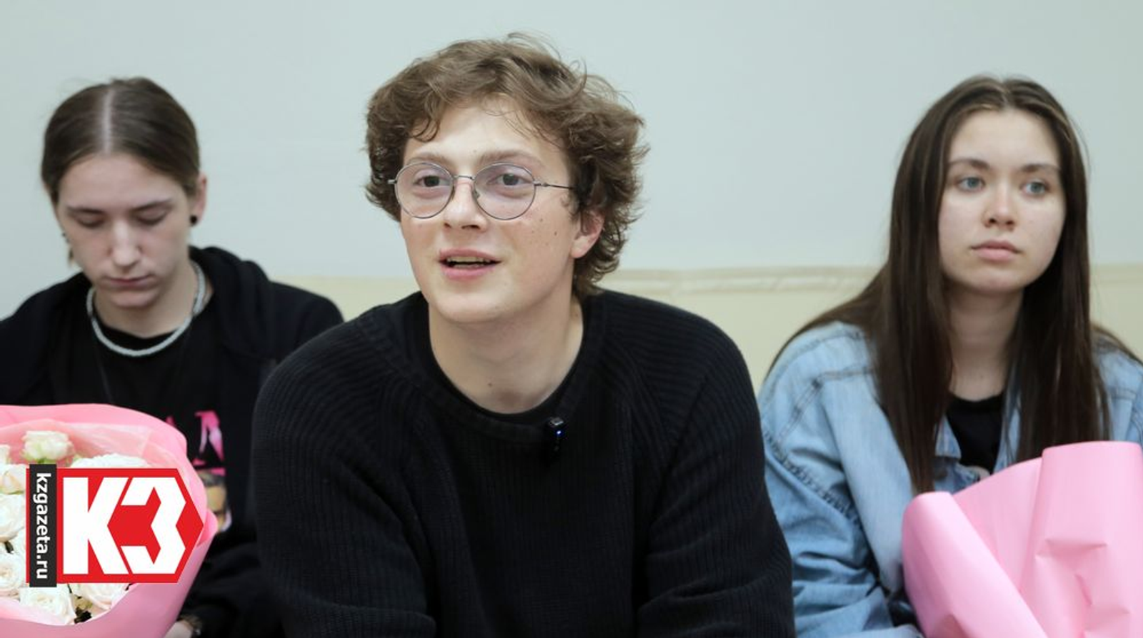 Руслан Никонов, архив «КЗ». https://kzgazeta.ru/news/kultura/2025-07-01/gruppa-bond-s-knopkoy-v-neftekamske-intervyu-dlya-gazety-krasnoe-znamya-4297420