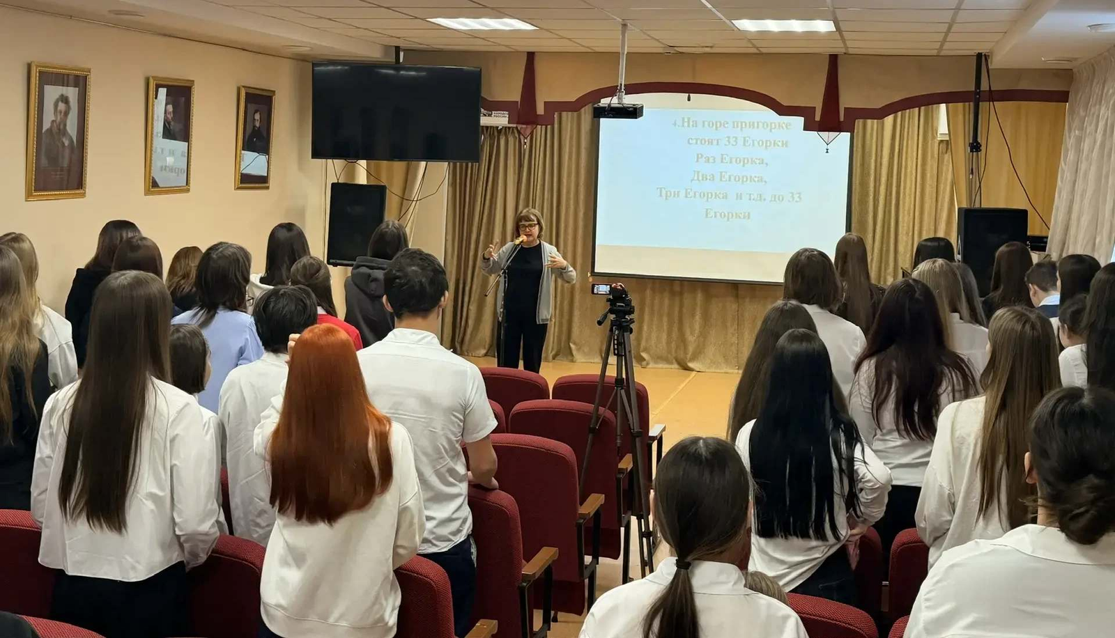 Мастер-класс по ораторскому искусству прошёл интересно и увлекательно.