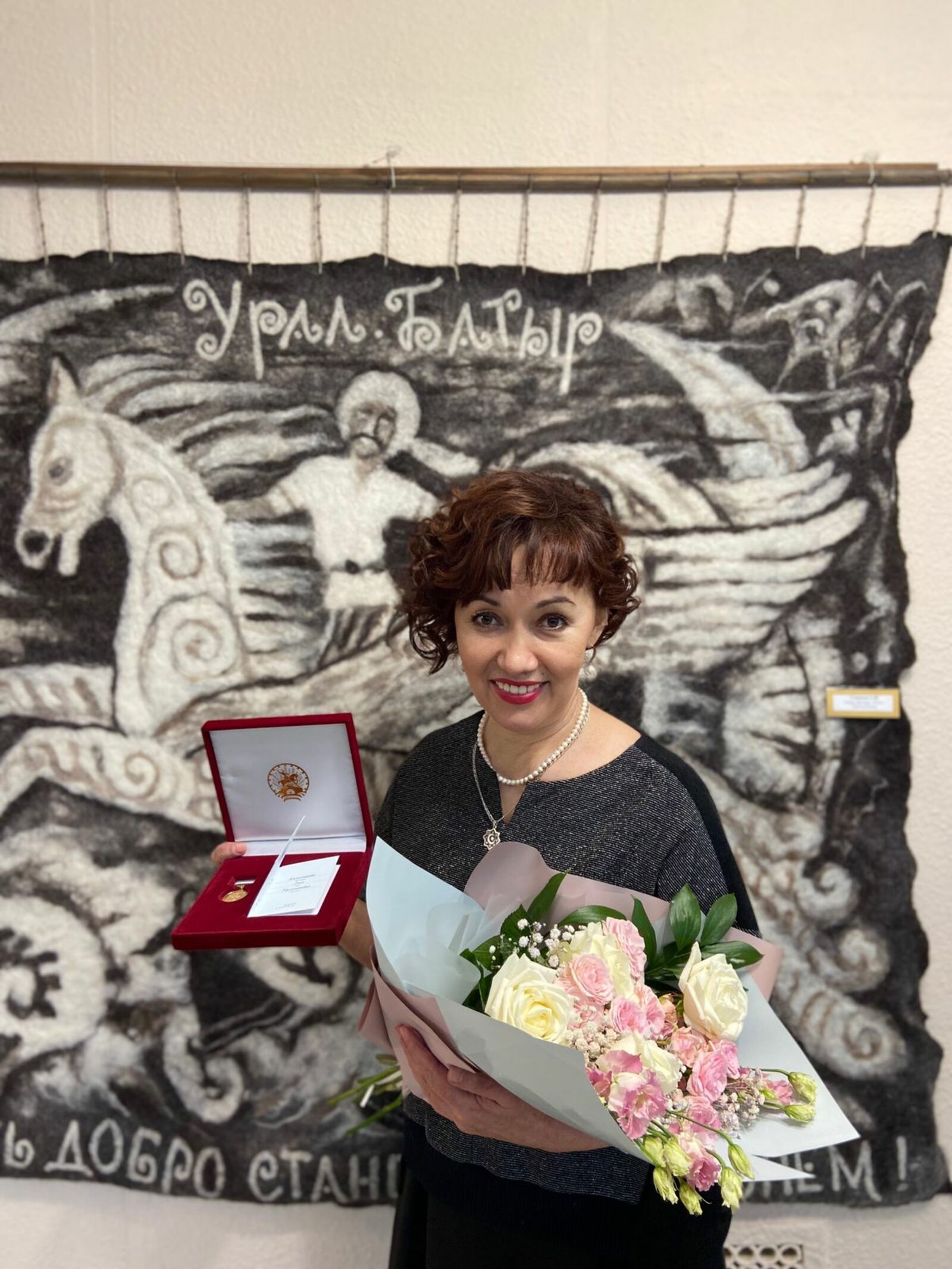 Заведующей художественно-постановочной частью Нефтекамской филармонии Ляле  Кильсенбаевой присвоено  звание Заслуженного работника культуры РБ.