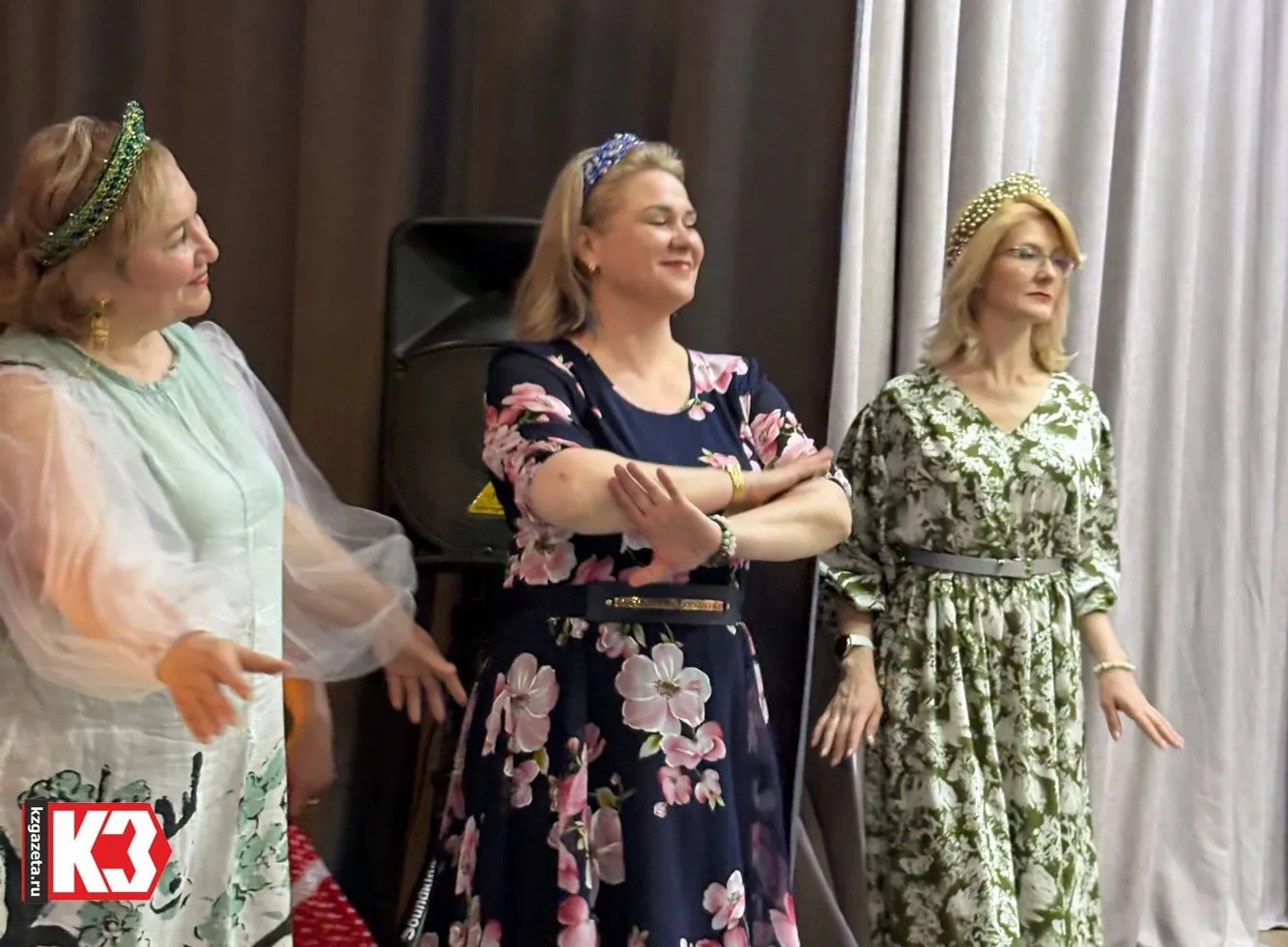 Танцевальные зарисовки украсили игру актёров. Фото: Елена Аллаярова, «КЗ».