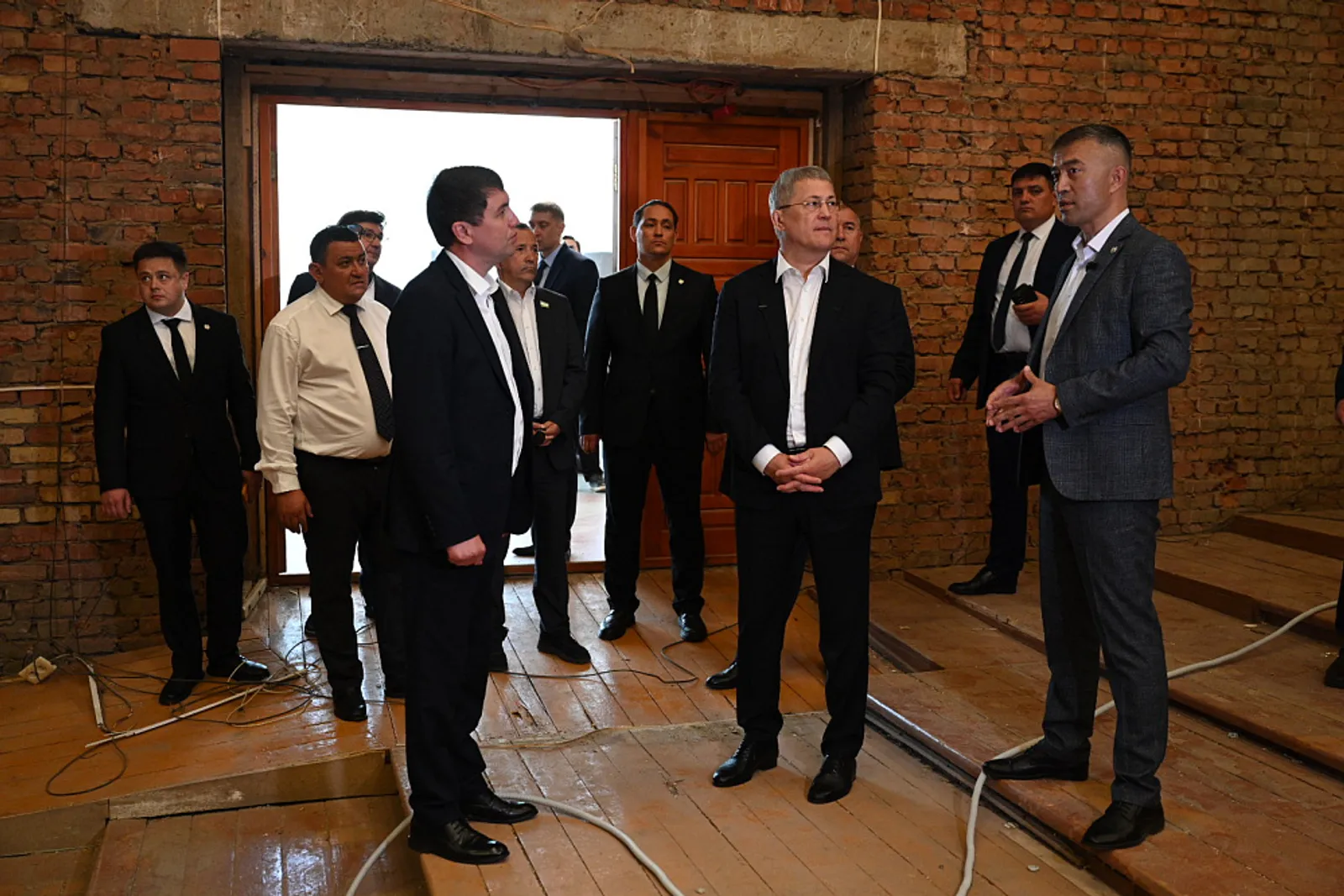https://glavarb.ru/ru/news/event/v-neftekamske-obnovlyayut-zdanie-gosudarstvennoy-filarmonii-88753/