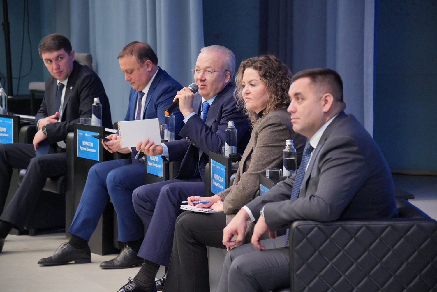 Премьер-министр РБ и его коллеги ответили на вопросы предпринимателей Нефтекамска.