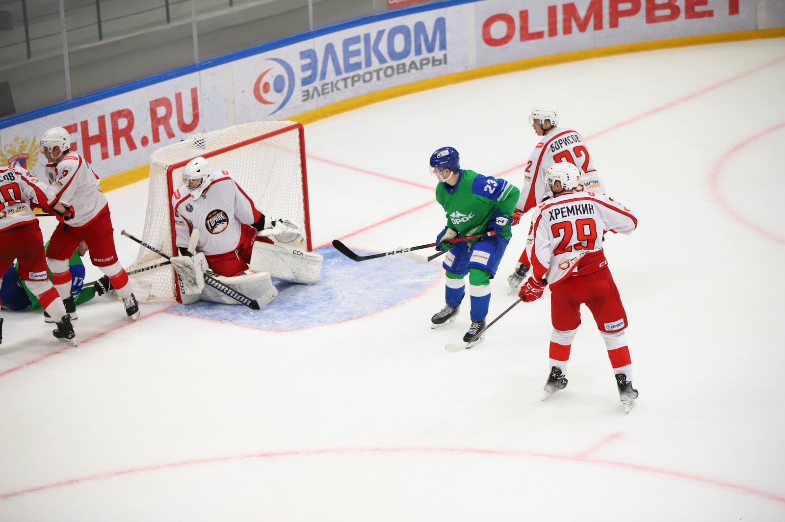 Пресс-служба ХК «Торос». https://hctoros.ru/ «Торос» у ворот соперника.