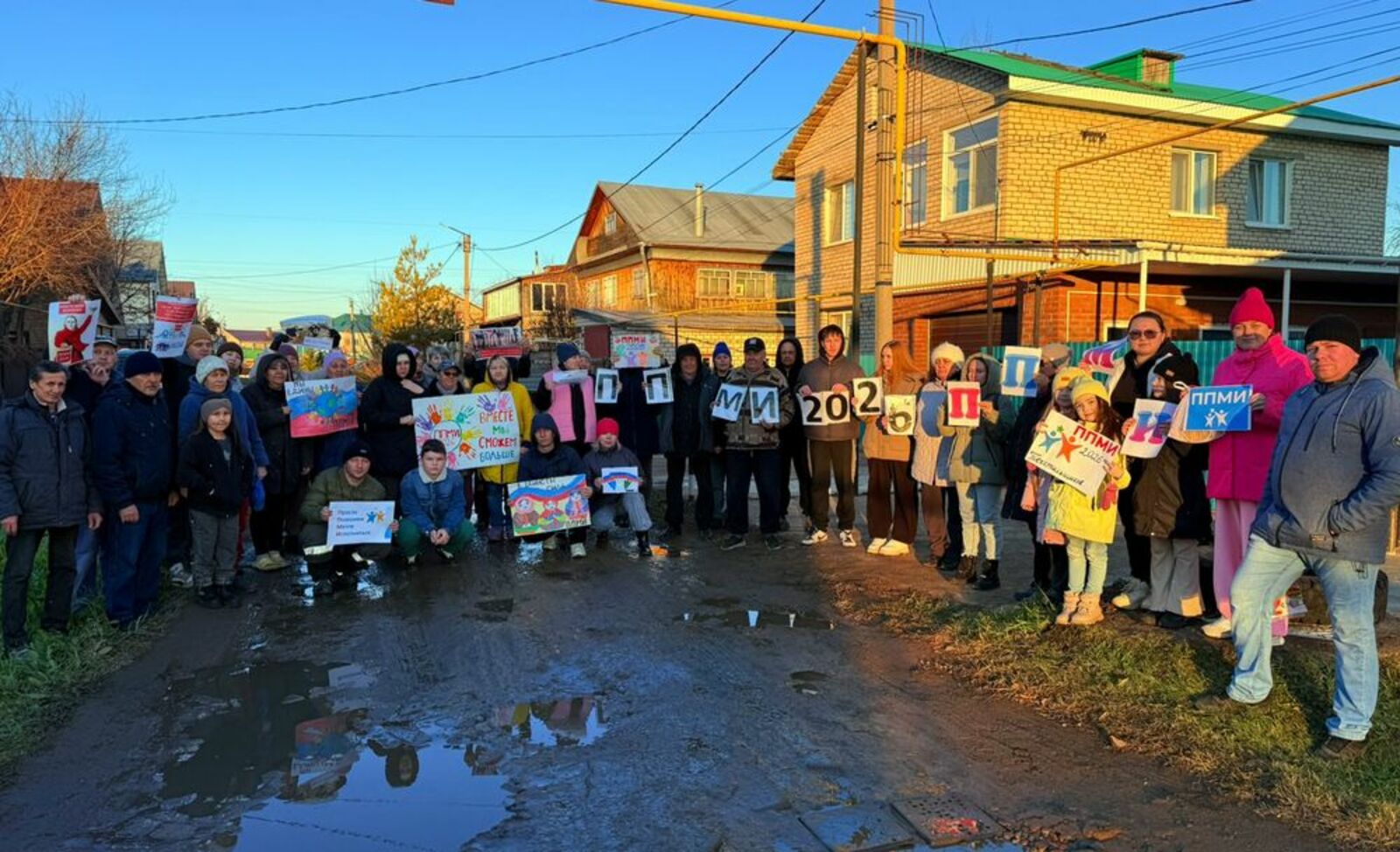 Жители улиц Текстильщиков и Рябиновой надеются на победу.