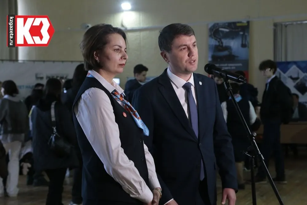 Старт ярмарке был дан в ходе телемоста со столицей РБ. Фото: Руслан Никонов, «КЗ».